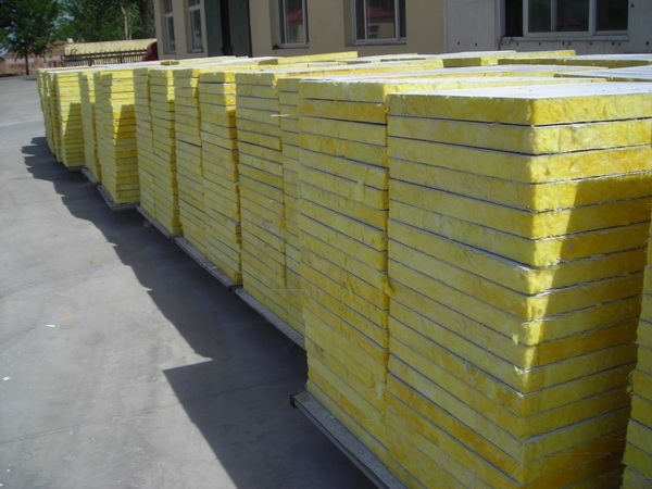 巖棉板和憎水巖棉板區(qū)別在哪里？四方面不同